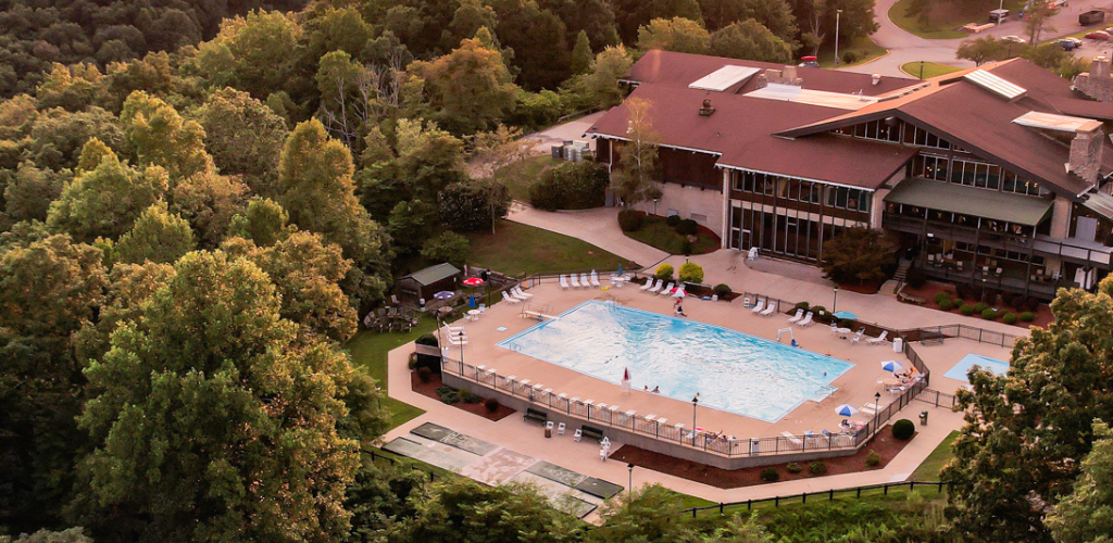 Shawnee Lodge and Outdoor Pool